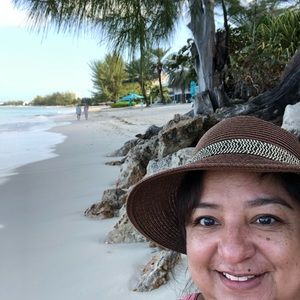 Meet your Posher, Lisa